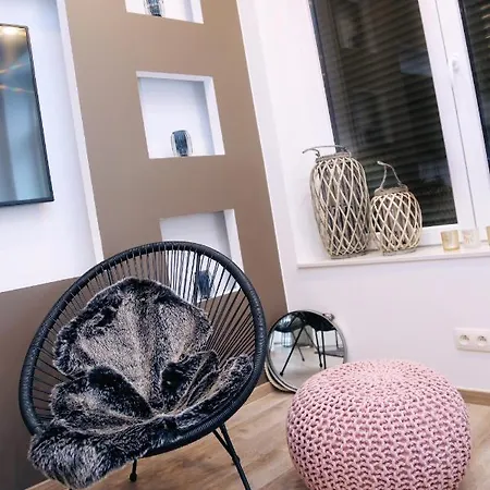 Suitedreams - Bubble Apartment *