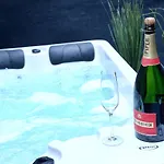 Suitedreams - Bubble *